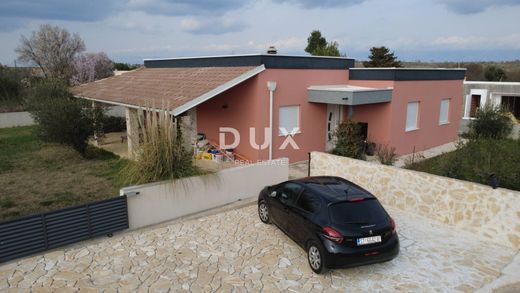 Casa de luxo - Poličnik, Zadar