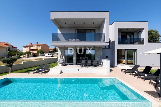Casa di lusso a Ližnjan, Ližnjan-Lisignano
