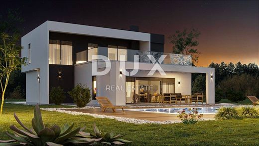 منزل ﻓﻲ Svetvinčenat, Istria