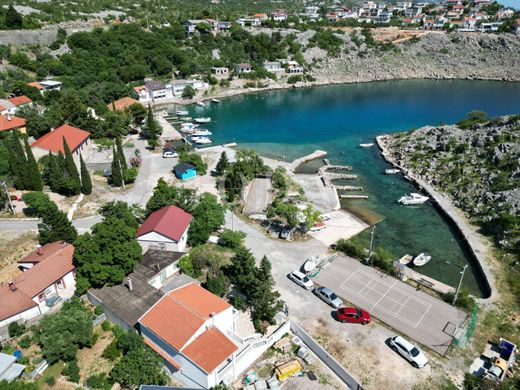 Maison de luxe à Karlobag, Lika-Senj