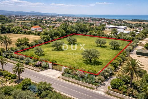 Участок, Medulin, Istria