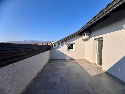 Daire Maksimir, Grad Zagreb