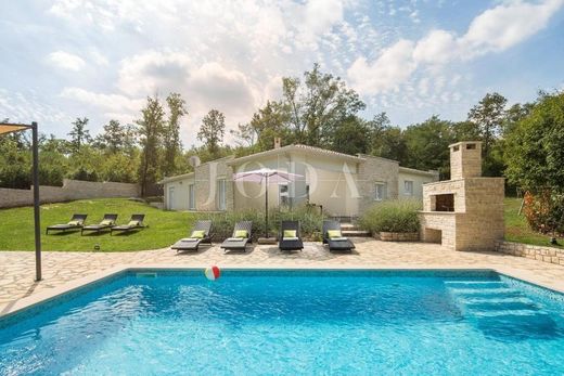 Luxus-Haus in Kršan, Istria