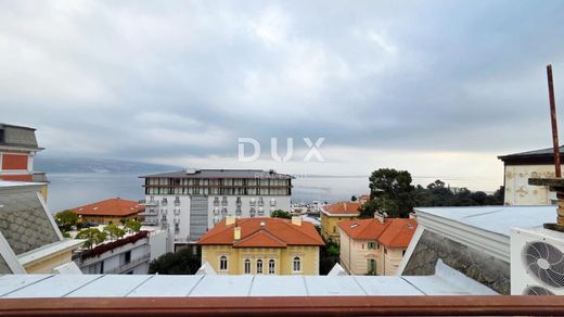 아파트 / Opatija, Grad Opatija