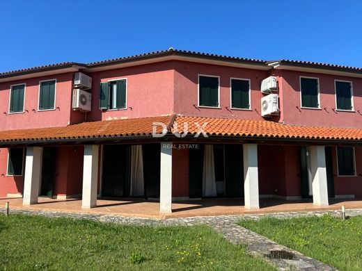 Luxury home in Medulin, Istria