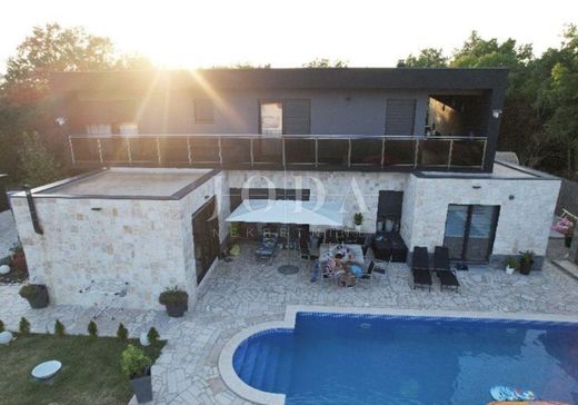Luxus-Haus in Labin, Grad Labin