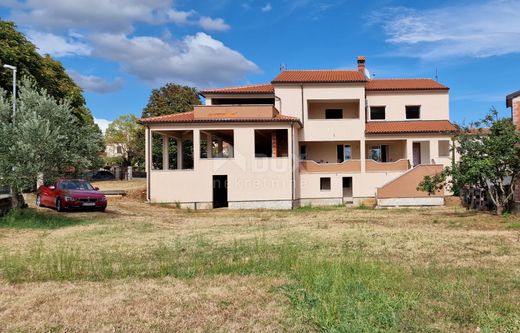 Maison de luxe à Kanfanar, Istria