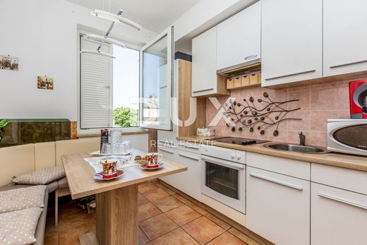 ﺷﻘﺔ ﻓﻲ Omišalj, Primorsko-Goranska