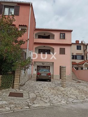 Lüks ev Pula, Grad Pula