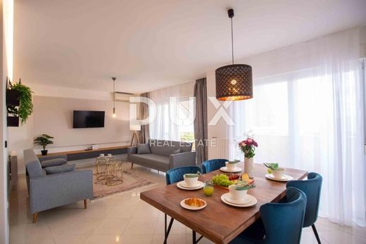 Appartamento a Kostrena, Primorsko-Goranska