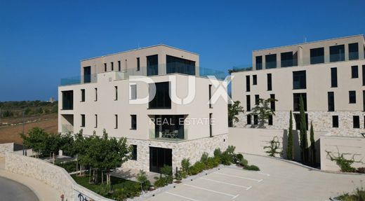 Piso / Apartamento en Umag, Grad Umag