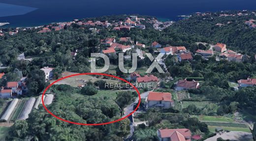 Teren w Opatija, Grad Opatija