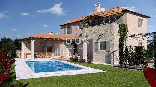 Maison de luxe à Žminj, Istria