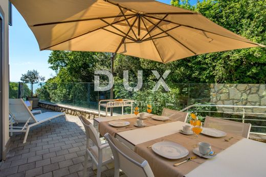 Piso / Apartamento en Lovran, Primorje - Gorski Kotar