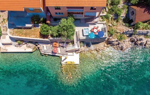 Maison de luxe à Karlobag, Lika-Senj