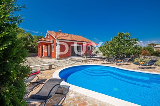 منزل ﻓﻲ Dobrinj, Primorsko-Goranska