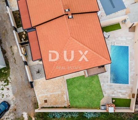 Vodnjan, Grad Vodnjanの高級住宅