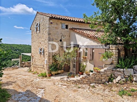 Πολυτελή κατοικία σε Buje, Grad Buje