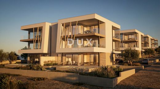Piso / Apartamento en Tribunj, Sibenik-Knin