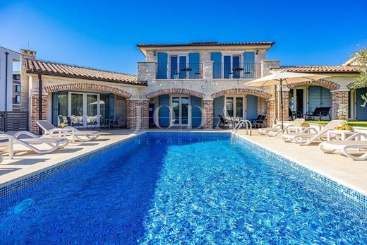 Maison de luxe à Medulin, Istria