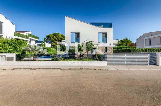 Πολυτελή κατοικία σε Fažana, Fažana-Fasana