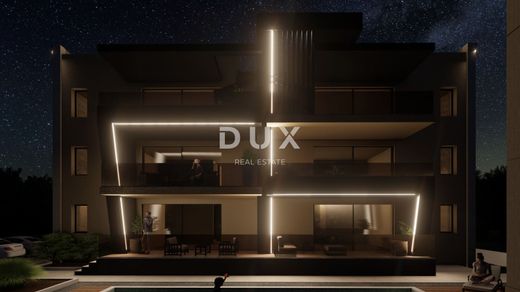 Piso / Apartamento en Sukošan, Zadar