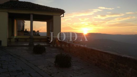 Casa di lusso a Montona, Motovun-Montona