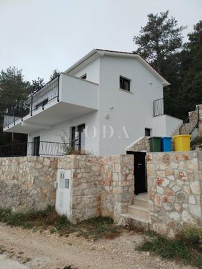 Luxus-Haus in Kršan, Istria