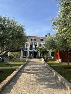 Casa de lujo en Umag, Grad Umag