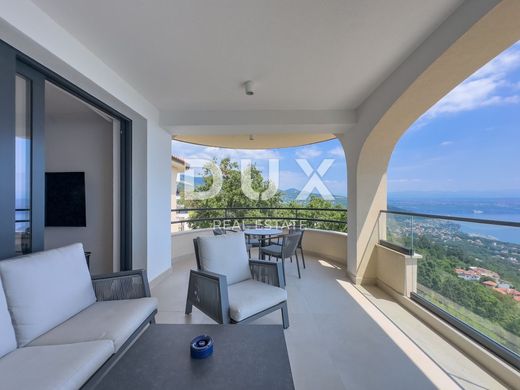 套间/公寓  Lovran, Primorsko-Goranska