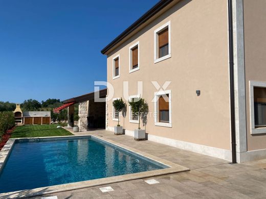 Casa de lujo en Novigrad, Novigrad-Cittanova