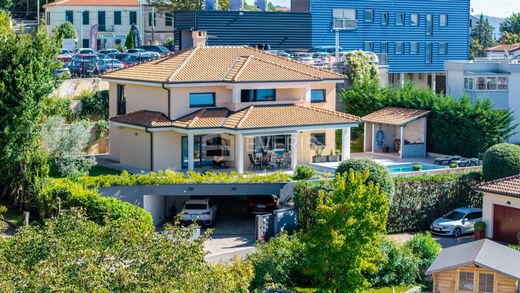 Casa de luxo - Rijeka, Primorsko-Goranska