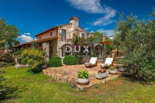 Maison de luxe à Svetvinčenat, Istria