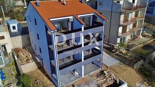 Apartment / Etagenwohnung in Crikvenica, Grad Crikvenica