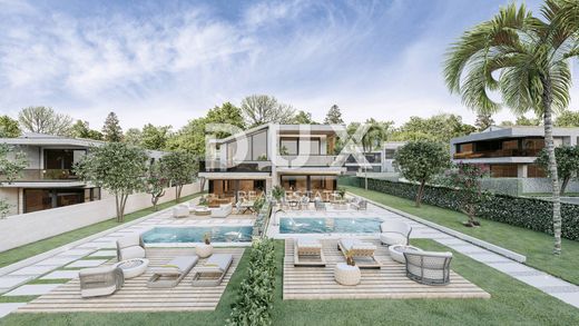 Lüks ev Umag, Grad Umag