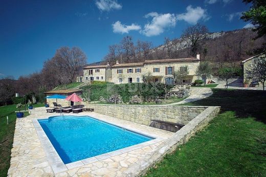 Maison de luxe à Lupoglav, Istria