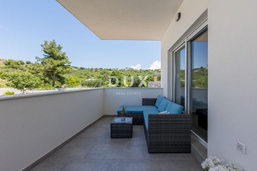 Piso / Apartamento en Rogoznica, Rogoznica Općina