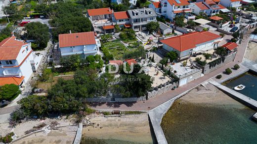 Luxury home in Rab, Primorsko-Goranska