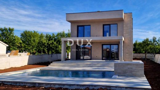 Luxury home in Vodnjan, Grad Vodnjan