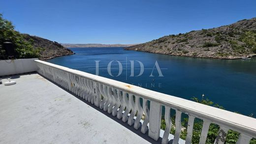 Luxury home in Karlobag, Lika-Senj