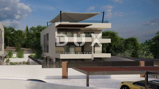 아파트 / Opatija, Grad Opatija