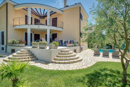 Casa de lujo en Medulin, Istria