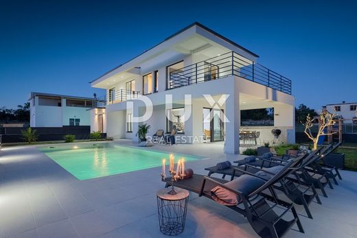 منزل ﻓﻲ Vodnjan, Grad Vodnjan