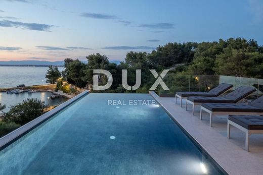 Luxury home in Kali, Zadar