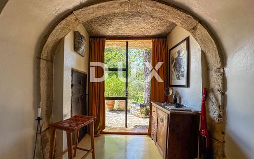 Luxe woning in Žminj, Istria