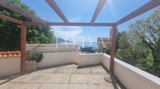 Luxury home in Karlobag, Lika-Senj