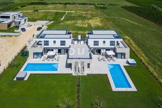 ‏בתי יוקרה ב  Brtonigla, Brtonigla-Verteneglio