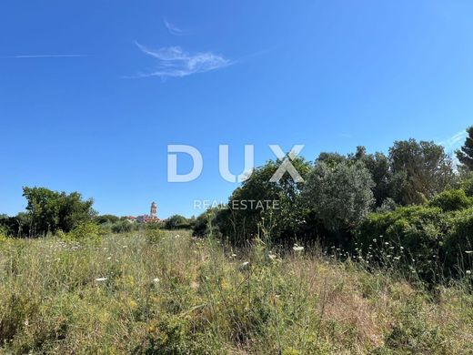 Grundstück in Medulin, Istria