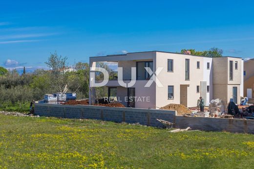 호화 저택 / Malinska, Malinska-Dubašnica