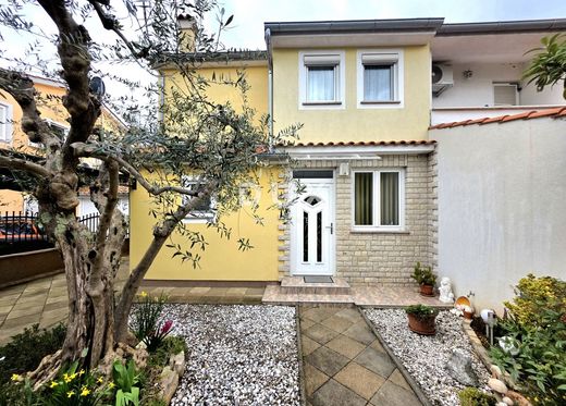 Элитный дом, Пореч, Grad Poreč